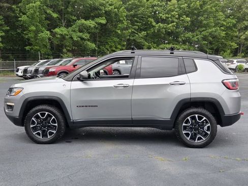 Used 2020 Jeep Compass Trailhawk AWD/4WD image 2