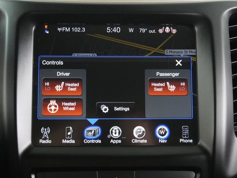 Used 2016 Jeep Cherokee Latitude w/ Cold Weather Group AWD/4WD image 19