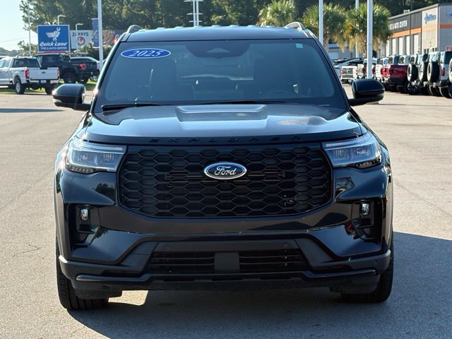 Used 2025 Ford Explorer ST RWD image 8