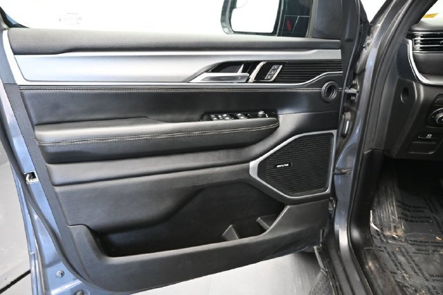 Used 2024 Jeep Wagoneer Series II AWD/4WD image 18