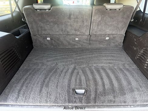 Used 2017 GMC Yukon XL Denali image 33