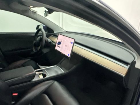 Used 2021 Tesla Model 3 Long Range AWD/4WD image 21