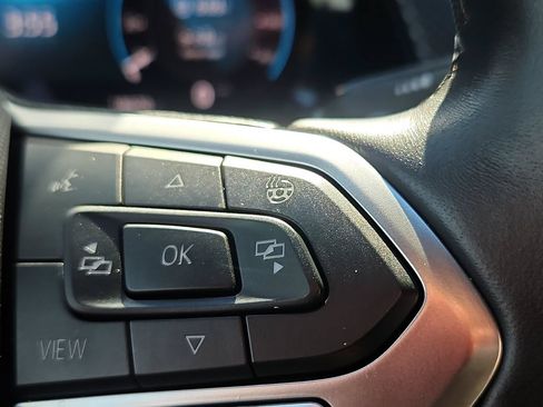 Used 2024 Volkswagen Atlas Cross Sport SEL Premium R-Line AWD/4WD image 23