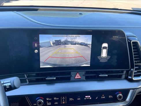 Used 2023 Kia Sportage EX image 14