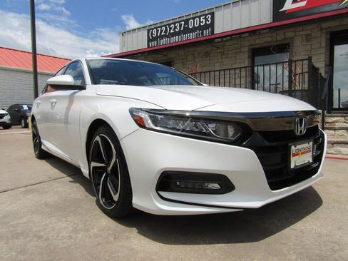 Used 2019 Honda Accord Sport image 6
