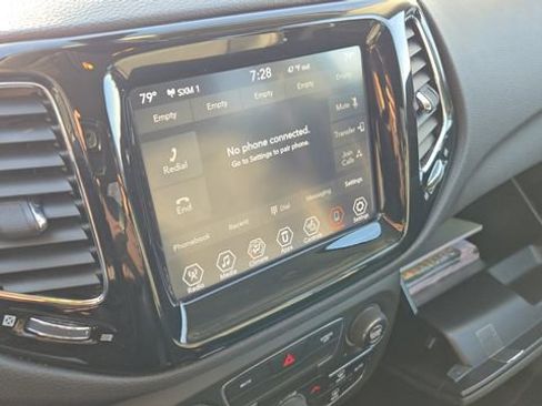 Certified 2020 Jeep Compass Limited image 16