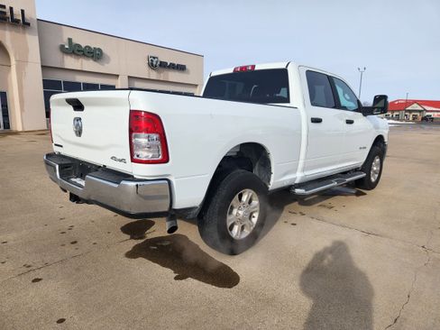 Used 2024 RAM 2500 Big Horn w/ Bed Utility Group image 8