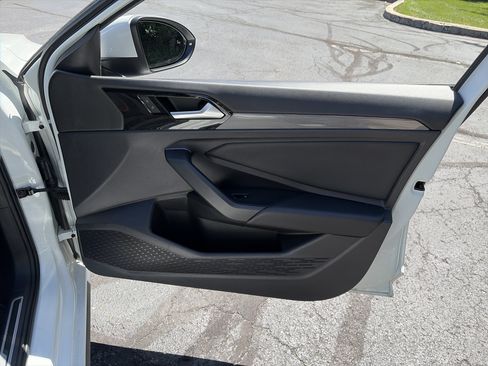 Used 2019 Volkswagen Jetta GLI Autobahn FWD image 26
