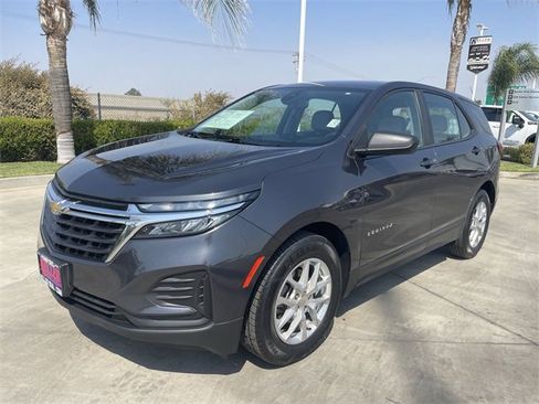 Used 2022 Chevrolet Equinox LS image 1