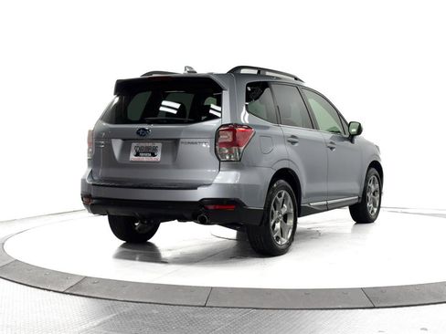 Used 2018 Subaru Forester 2.5i Touring w/ Popular Package #2 image 11
