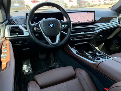 Used 2026 BMW X5 xDrive50e w/ Executive Package image 32