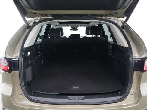 Certified 2025 MAZDA CX-70 Plug-In Hybrid w/ Premium Pkg image 16