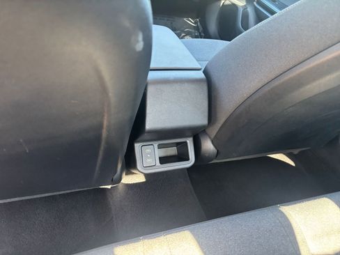 Used 2025 Kia K4 LXS image 24