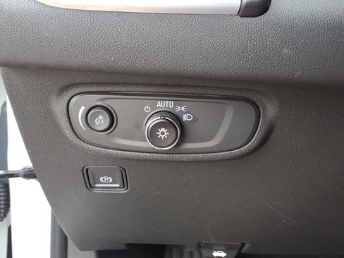 Used 2023 GMC Terrain SLE w/ Driver Convenience Package AWD/4WD image 22