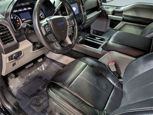 Used 2016 Ford F150 XLT w/ Equipment Group 302A Luxury image 11