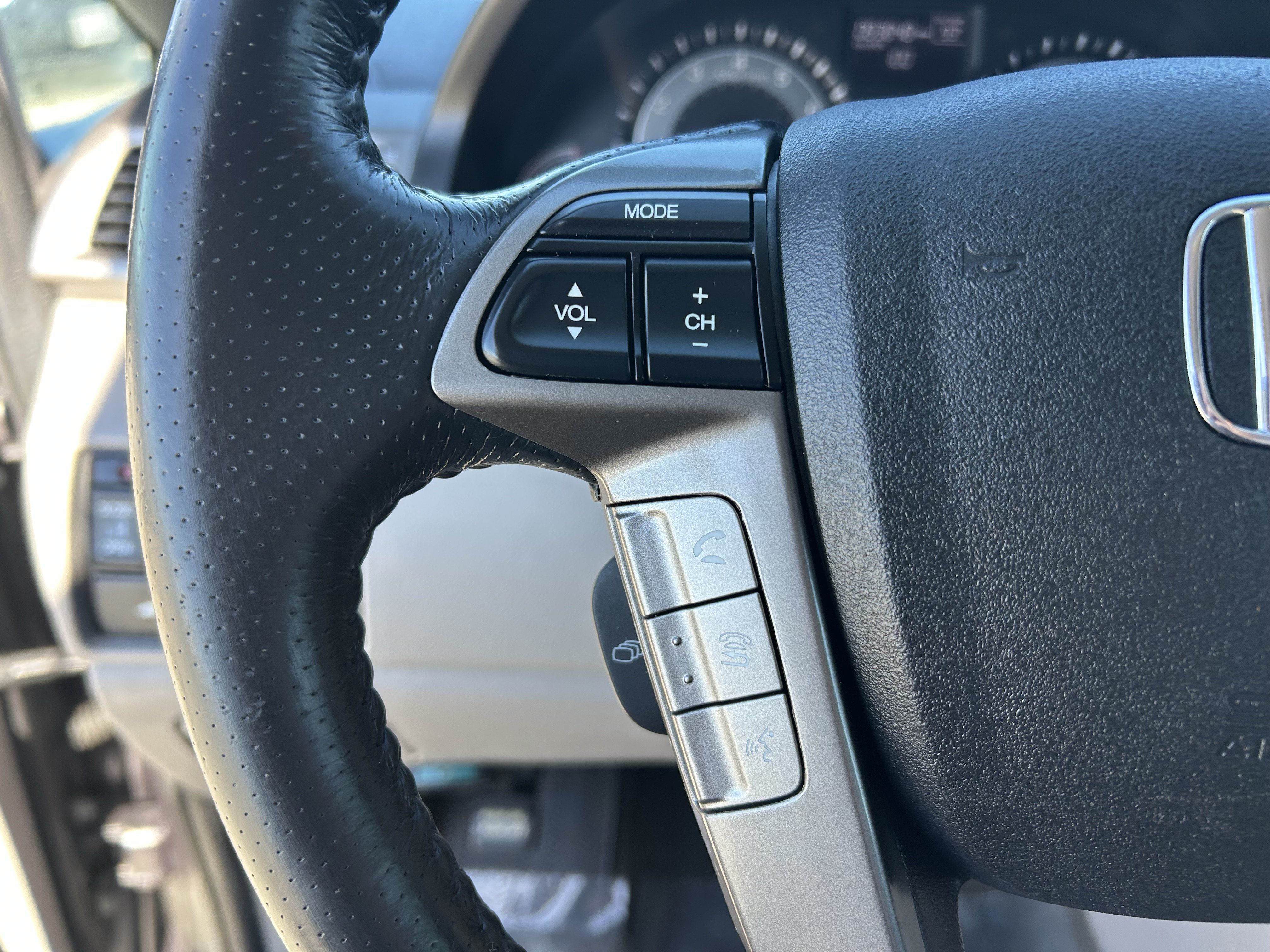 Used 2016 Honda Odyssey EX-L image 29