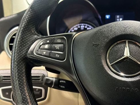 Used 2019 Mercedes-Benz GLC 300 image 16