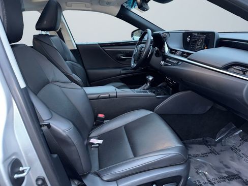 Used 2021 Lexus ES 350 w/ Premium Package image 15