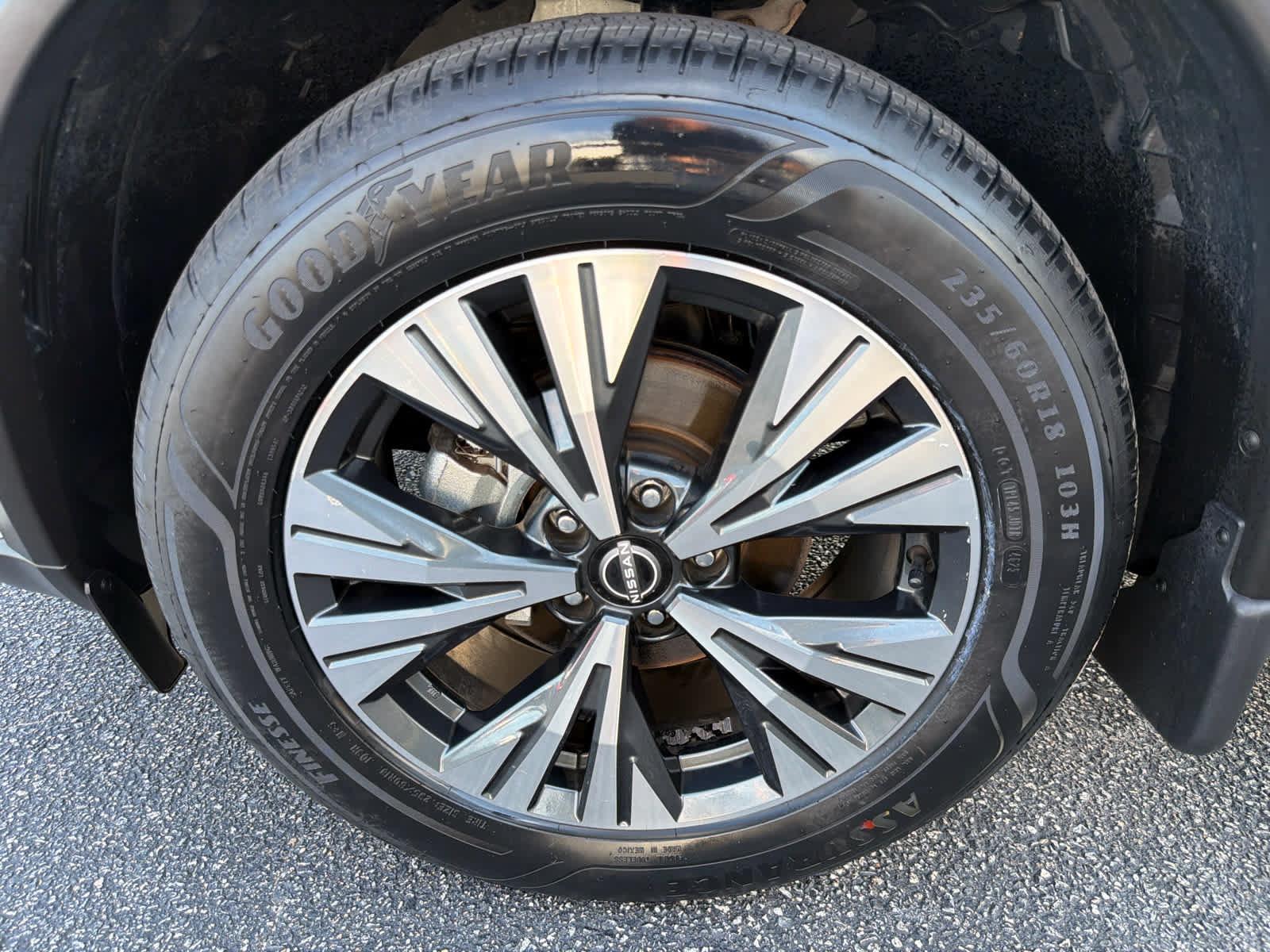 Used 2023 Nissan Rogue SV AWD/4WD image 24