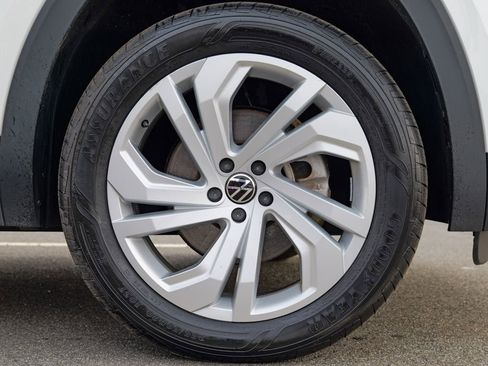 Used 2022 Volkswagen Atlas SE AWD/4WD image 12