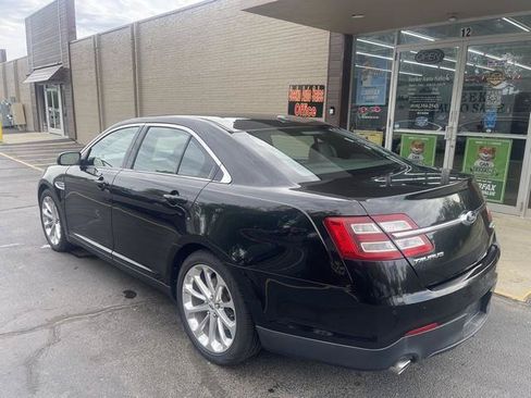 Used 2015 Ford Taurus Limited w/ Equipment Group 301A AWD/4WD image 6