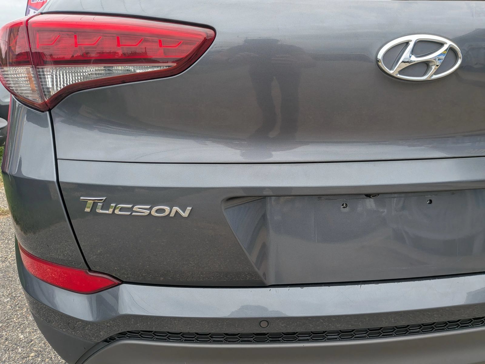 Used 2016 Hyundai Tucson Limited w/ Option Group 03 FWD image 16