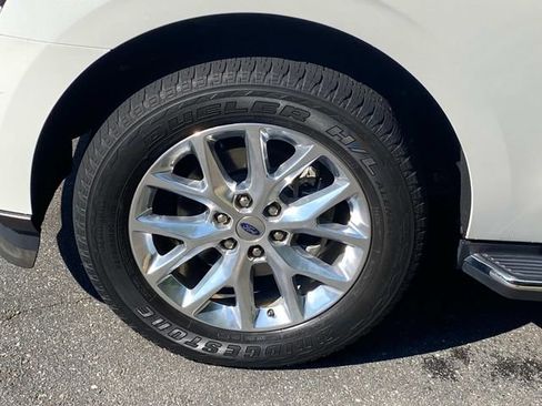 Used 2021 Ford Expedition XLT RWD image 6