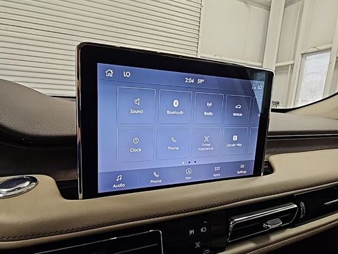 Used 2020 Lincoln Aviator Reserve w/ Equipment Group 202A image 16