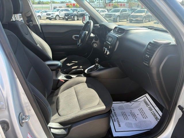 Used 2016 Kia Soul w/ Convenience Package FWD image 18