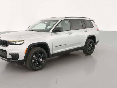 New 2025 Jeep Grand Cherokee L Limited w/ Black Appearance Package