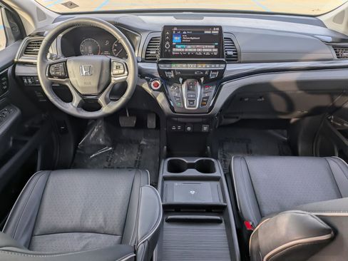 Certified 2025 Honda Odyssey Elite image 21
