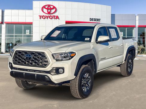 Certified 2023 Toyota Tacoma TRD Off-Road image 3