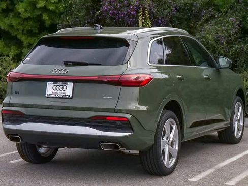 New 2025 Audi Q5 Premium Plus image 9