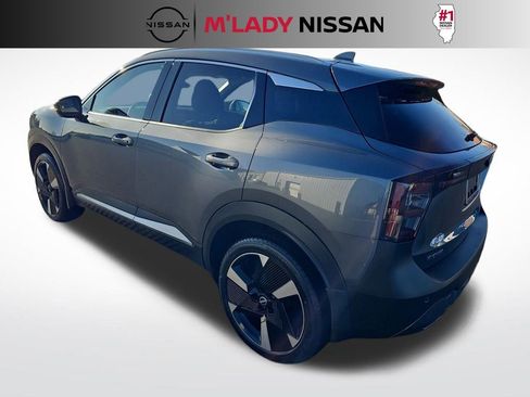 Used 2025 Nissan Kicks SR image 7