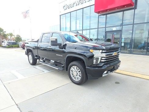 Used 2023 Chevrolet Silverado 2500 High Country w/ Z71 Off-Road Package image 2