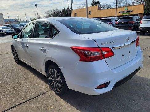 Used 2019 Nissan Sentra S image 3