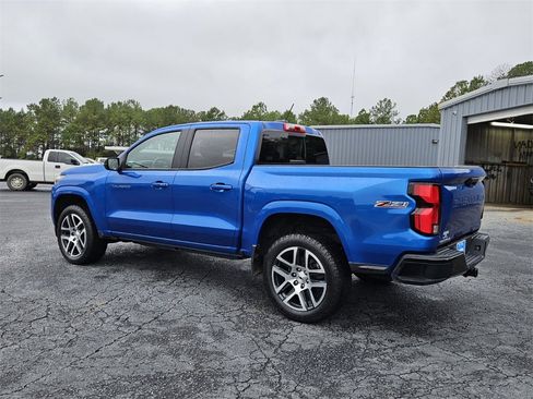 Used 2024 Chevrolet Colorado Z71 w/ Advanced Trailering Package image 9