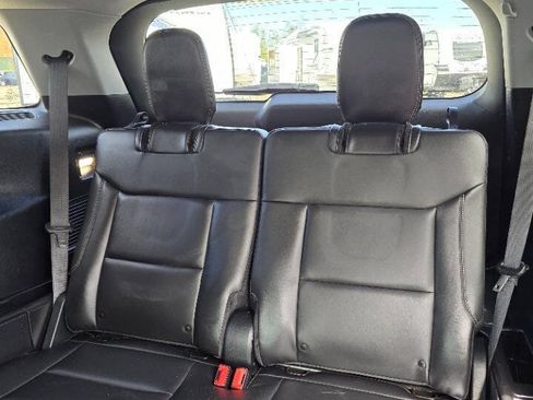 Used 2021 Ford Explorer XLT w/ Equipment Group 202A AWD/4WD image 20