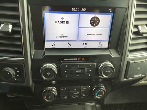 Used 2019 Ford F150 XLT w/ Equipment Group 301A Mid AWD/4WD image 17