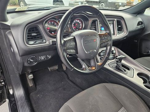 Certified 2023 Dodge Challenger GT image 13