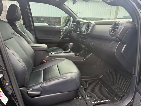Used 2019 Toyota Tacoma TRD Pro image 12