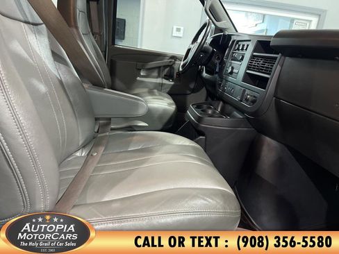 Used 2023 Chevrolet Express 3500 LS image 12