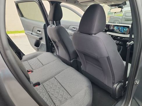 Used 2026 Nissan Kicks SV w/ SV Premium Package image 20