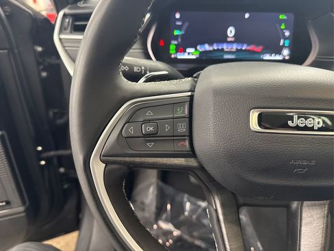 Used 2024 Jeep Grand Cherokee Limited 4xe image 38