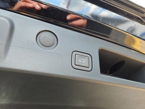 New 2026 Chevrolet Equinox ACTIV w/ Convenience Package III image 7