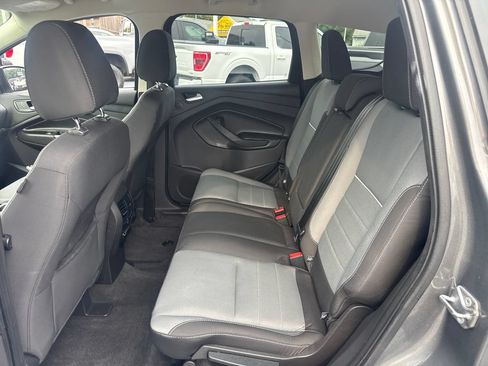 Used 2014 Ford Escape SE w/ Equipment Group 201A AWD/4WD image 16