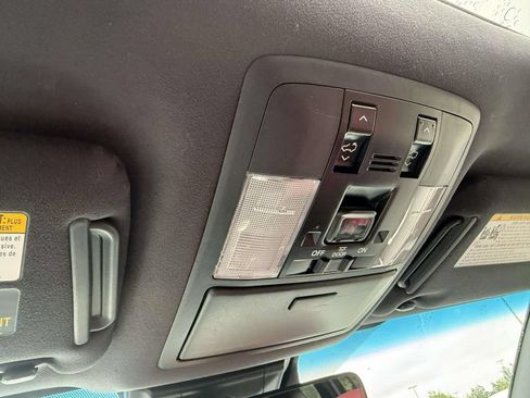 Used 2023 Lexus GX 460 Premium w/ Premium Package AWD/4WD image 27