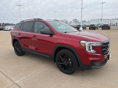 Used 2023 GMC Terrain SLE w/ Driver Convenience Package