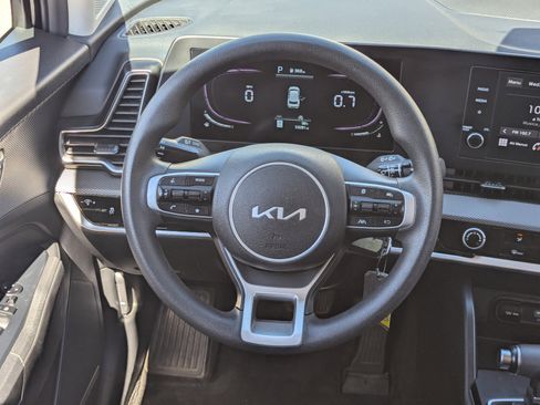 Certified 2024 Kia Sportage LX image 16