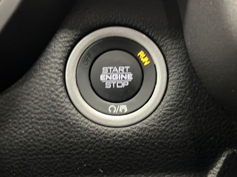 Used 2025 RAM 1500 Big Horn AWD/4WD image 22